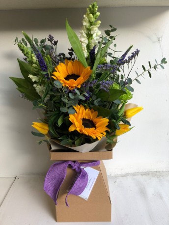 Florist Choice Bespoke Handtied
